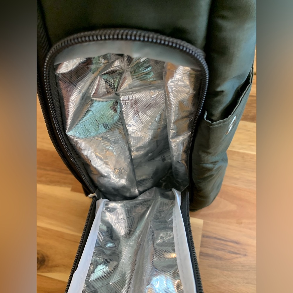 Columbia Diaper/ Messenger Bag| Hunter Green - Picture 6 of 16
